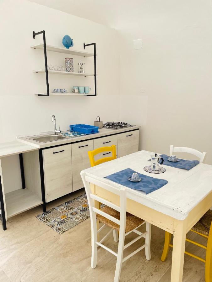 Finestra Sul Borgo Apt. Acquarica del Capo Exteriör bild